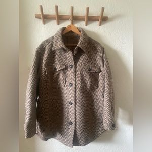 Beige/Herringbone Shacket